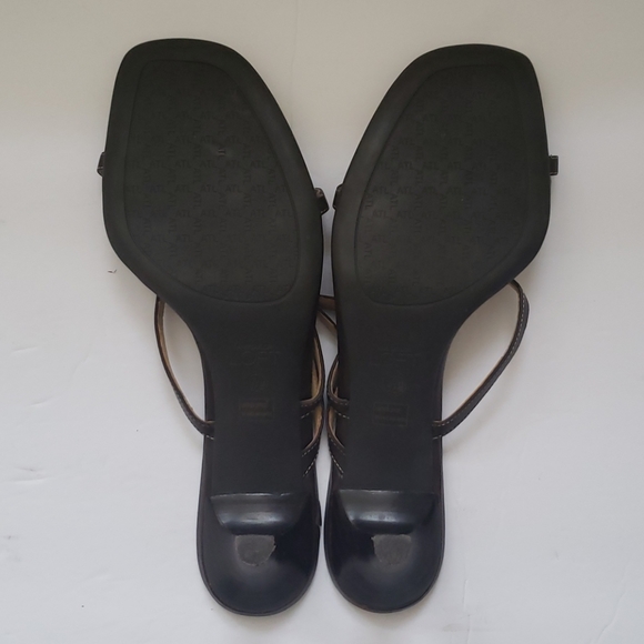 Ann Taylors Loft sandals - Picture 3 of 4